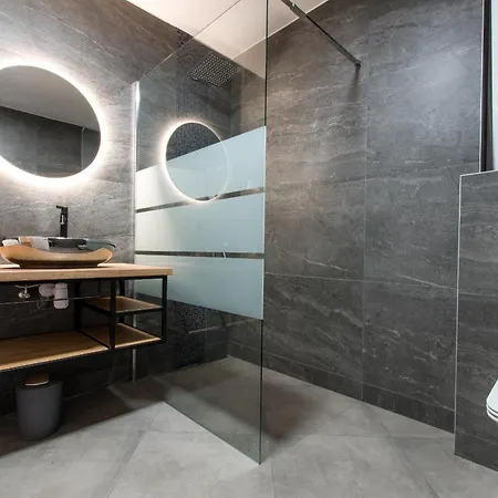 Apartment Luxury Citrin With Shared Pool