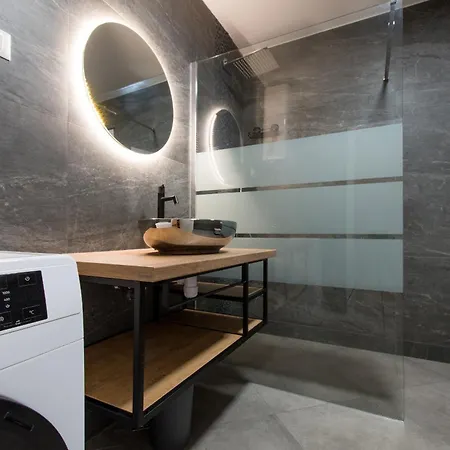 Luxury Citrin With Shared Pool Lejlighed Makarska