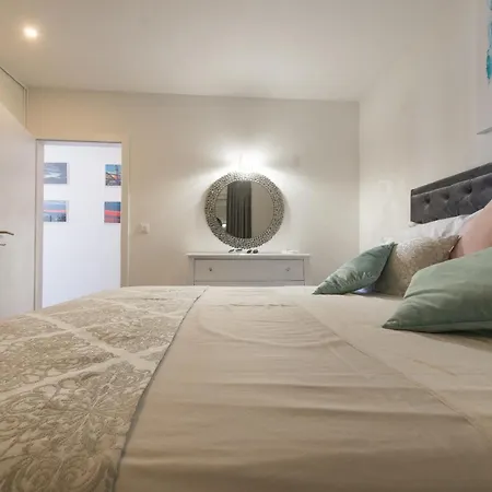 Luxury Citrin With Shared Pool Lejlighed
